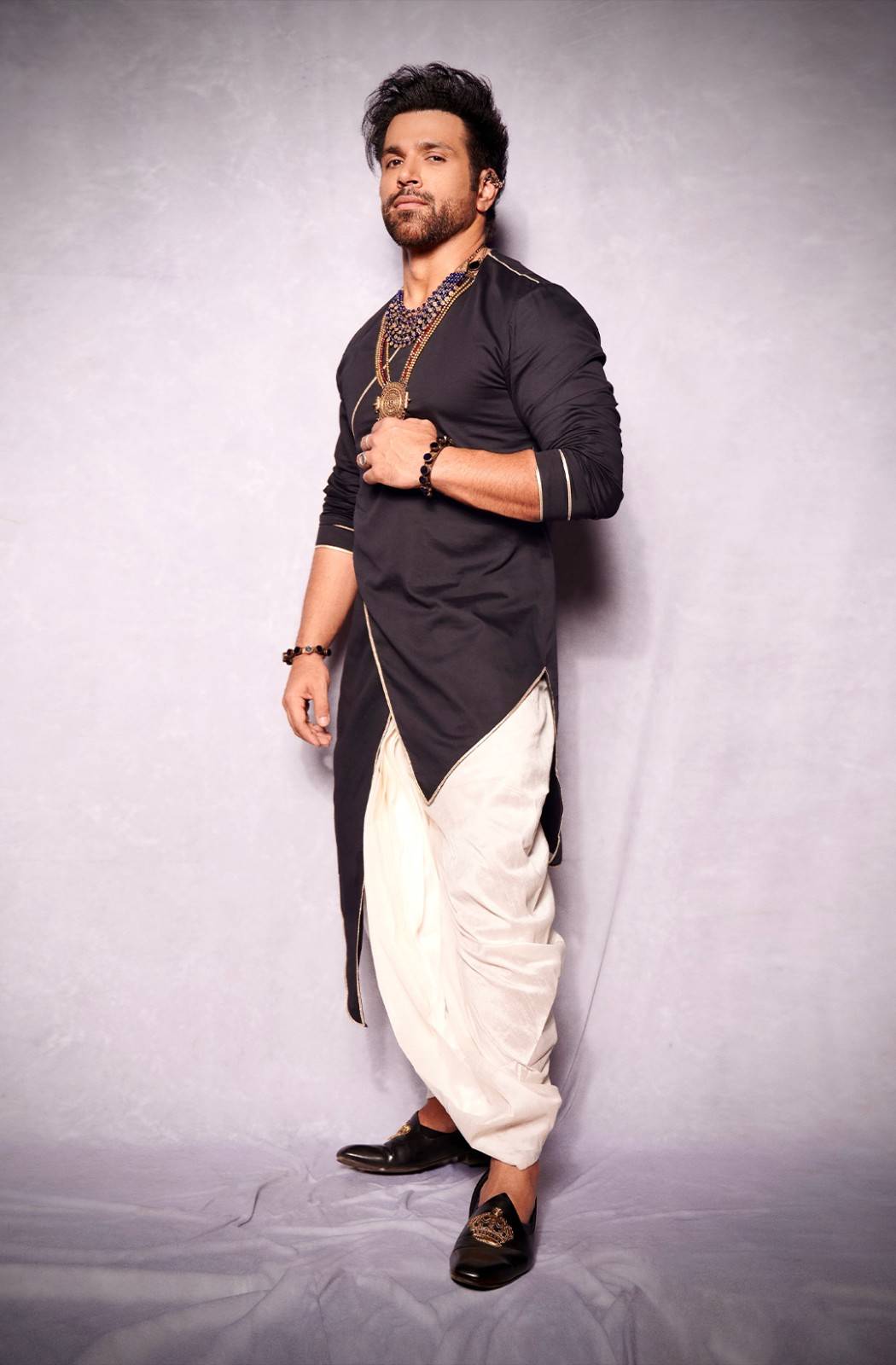 Chappers | Best Kolhapuri Chappals
